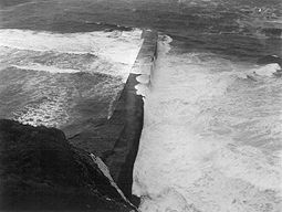 Jetée dans les vagues, Sylvie de Meurville, photographie